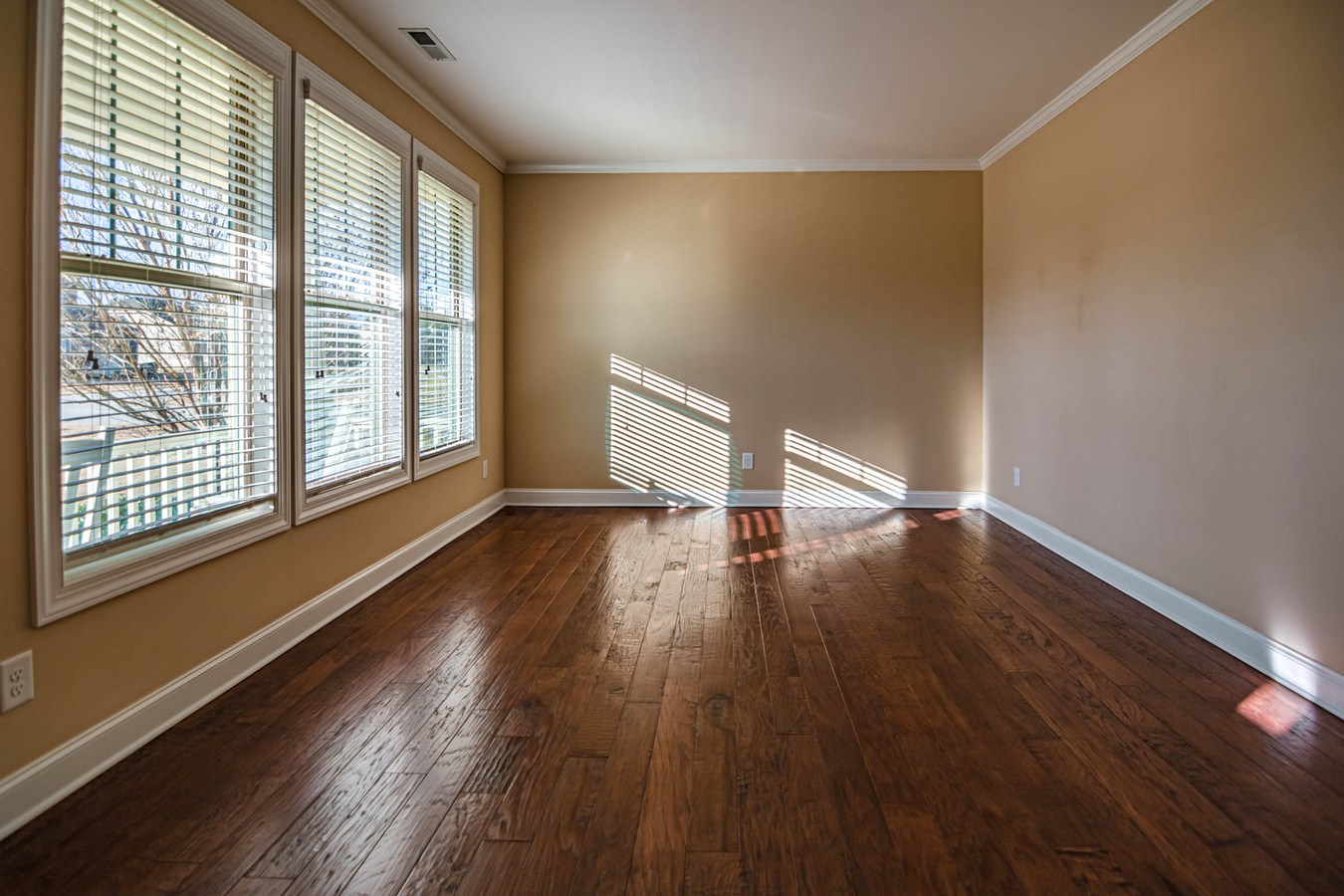 Move-in ready living space after systematic cleaning and assessment